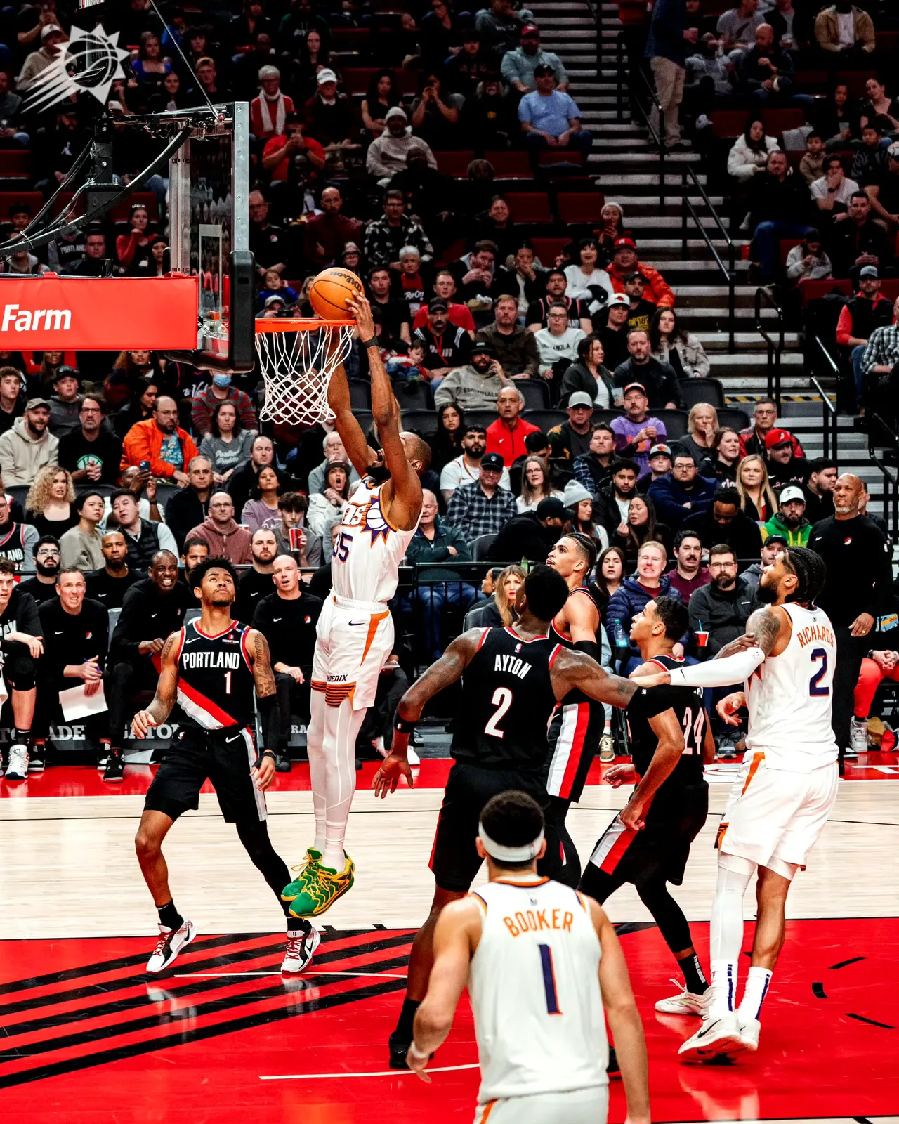 开云体育-杜兰特迎来七赛季出色发挥，利物浦观众热烈欢呼！