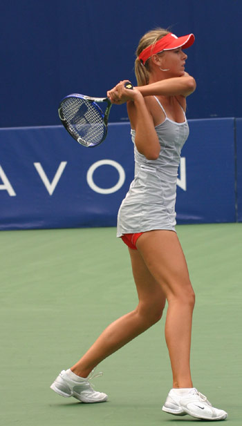 KAIYUN-莎拉波娃在巴黎圣日耳曼比赛中爆冷，赛况扑朔迷离引发热议！的简单介绍